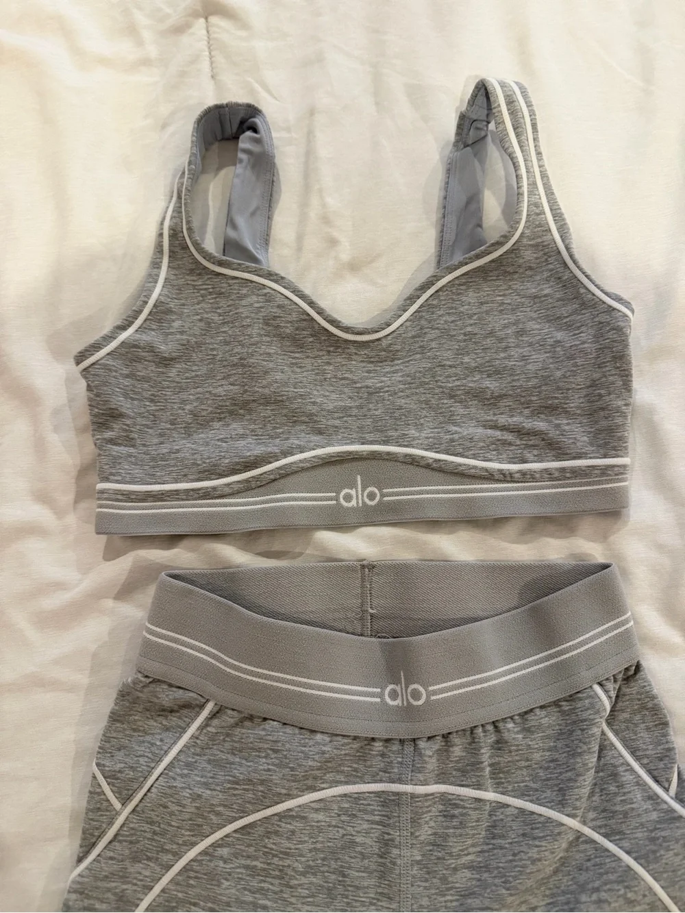 ALO Yoga athletic heather